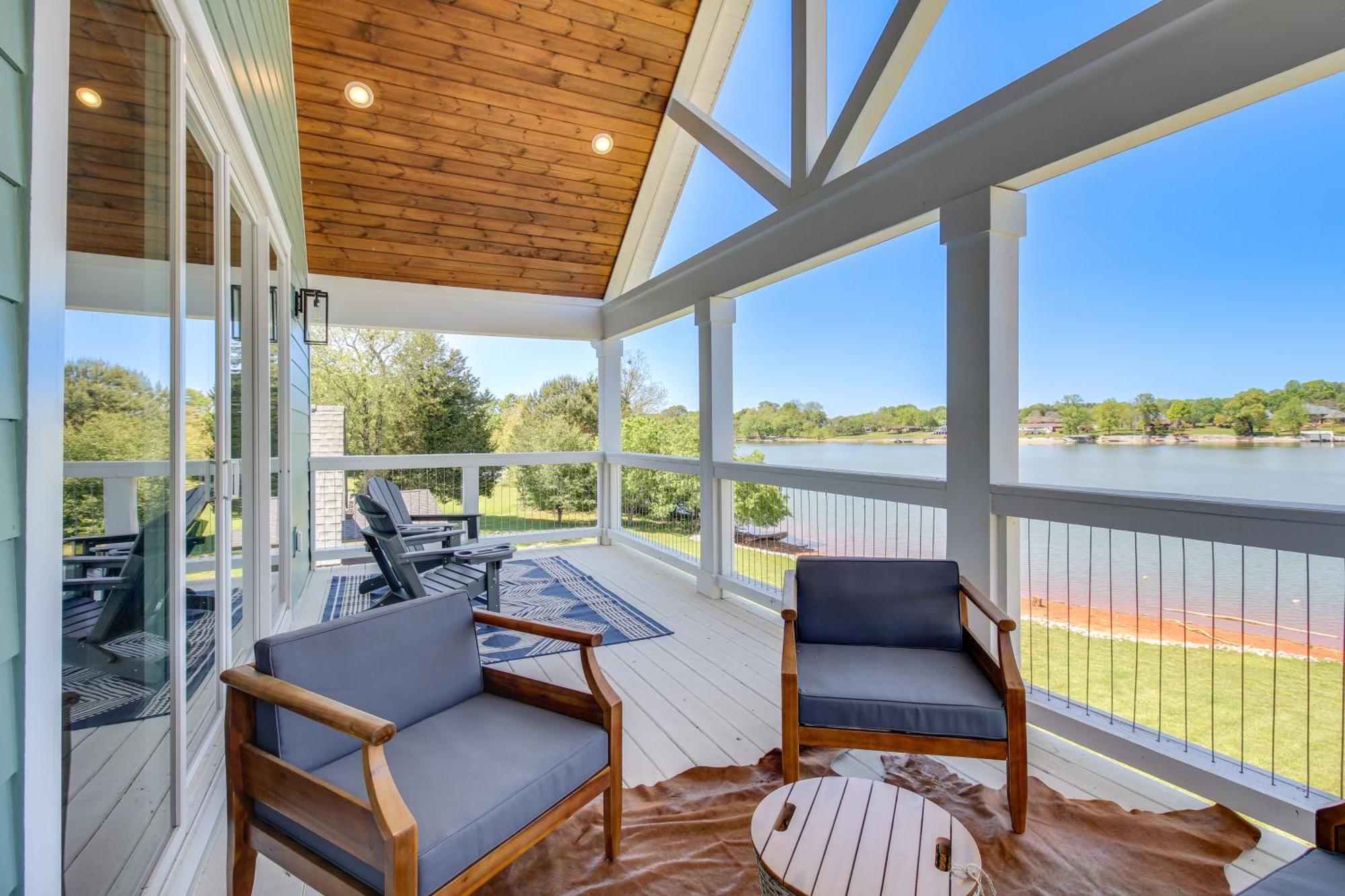 Вилла Paradise Found Lake House On Waterfront! Winchester Экстерьер фото